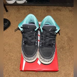 Jordan Retro 3 “Black Mint”